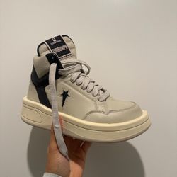 Rick Owen’s  Dark shadow 