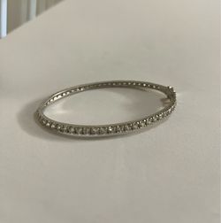 Silver sparkling CZ stone bangle bracelet size 7/8 details in photos pickup Gaithersburg md20877