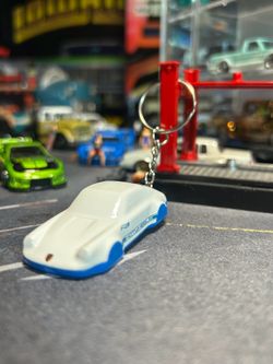 Hotwheels Porsche keychain