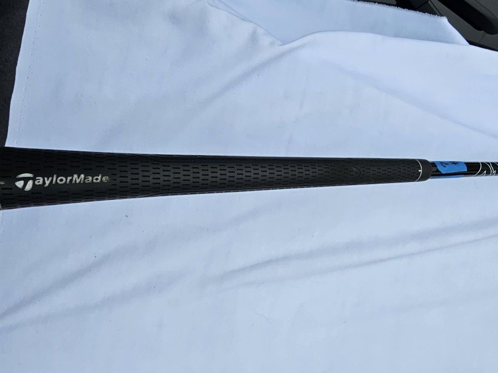 Taylormade M2 22° 4 Rescue with Head Cover