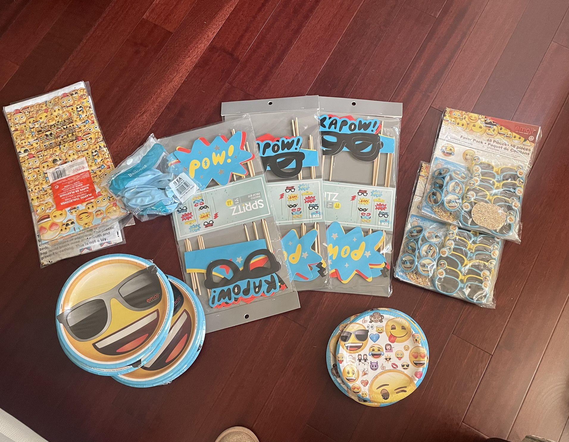 Emoji party Pack