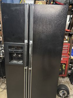 Kenmore Refrigerator 