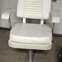 Todd Gloucester Captain's Ladder Back Seat