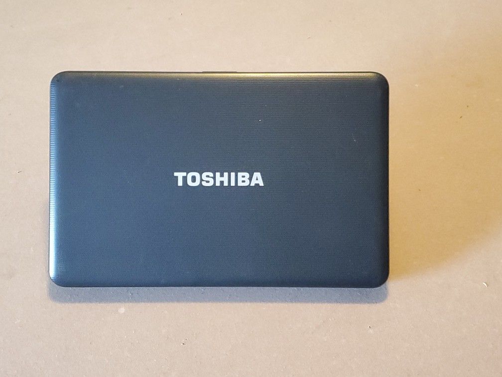 Toshiba Laptop Webcam Wifi DVD Microsoft office Installed 4gb ram