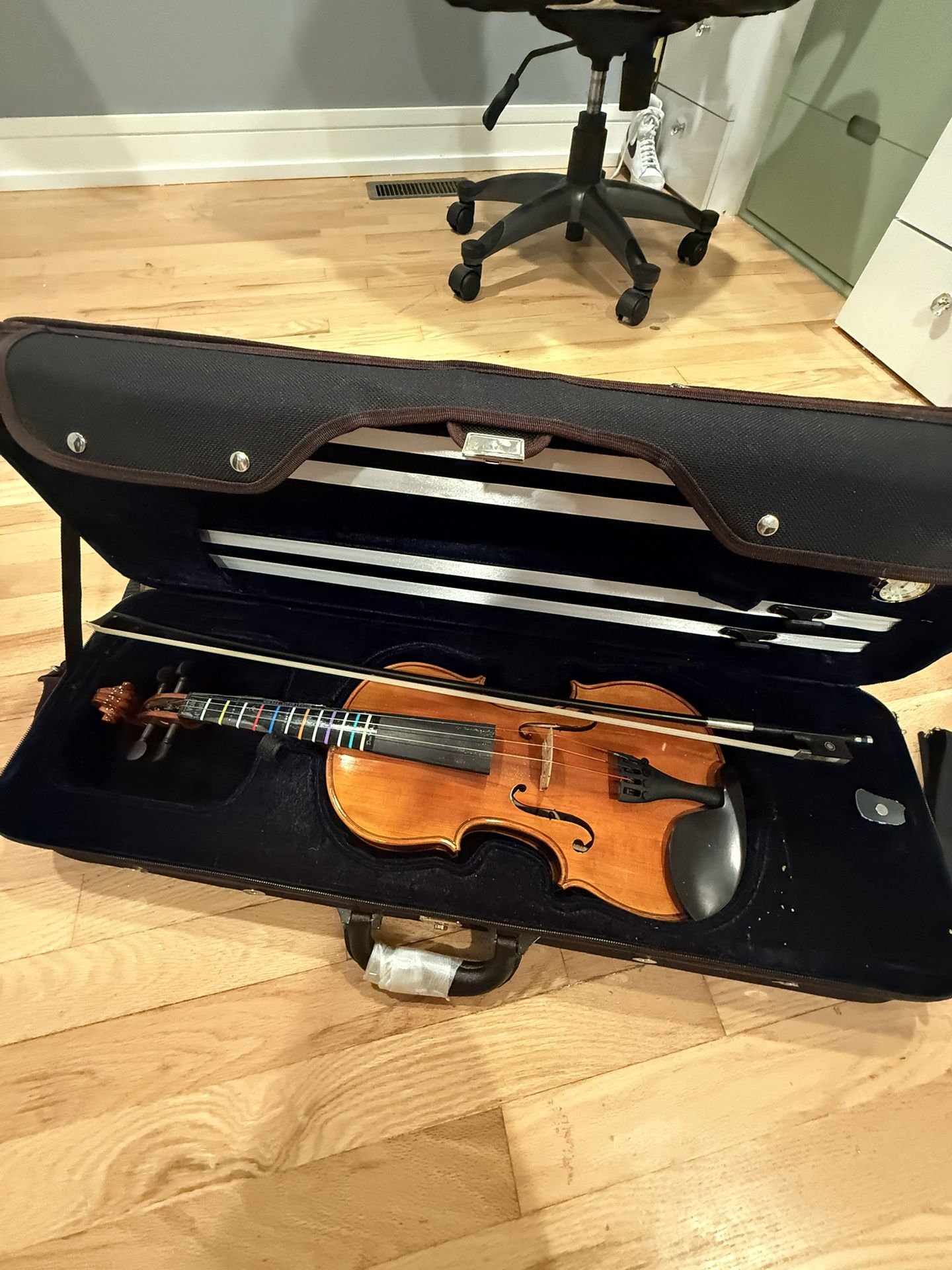 Violin carlo robelli model cr302-4/4