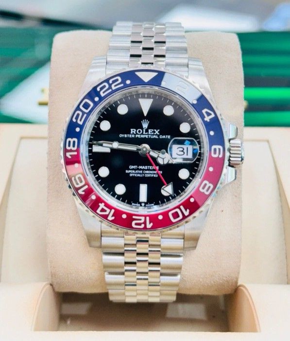 Rolex GMT-Master II PEPSI 126710BLRO Jubilee Bracelet Red Blue Bezel BOX/PAPERS