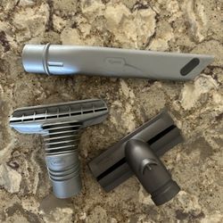 3 Dyson Vaccuum Attachments