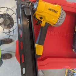 DeWalt Nail Gun 