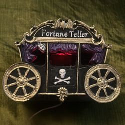 Lighted Haunted Fortune Teller Carriage (New)