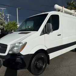 2019 Mercedes Sprinter 2500 Low Roof