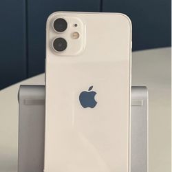 Apple iPhone 12 Mini.  5G 
