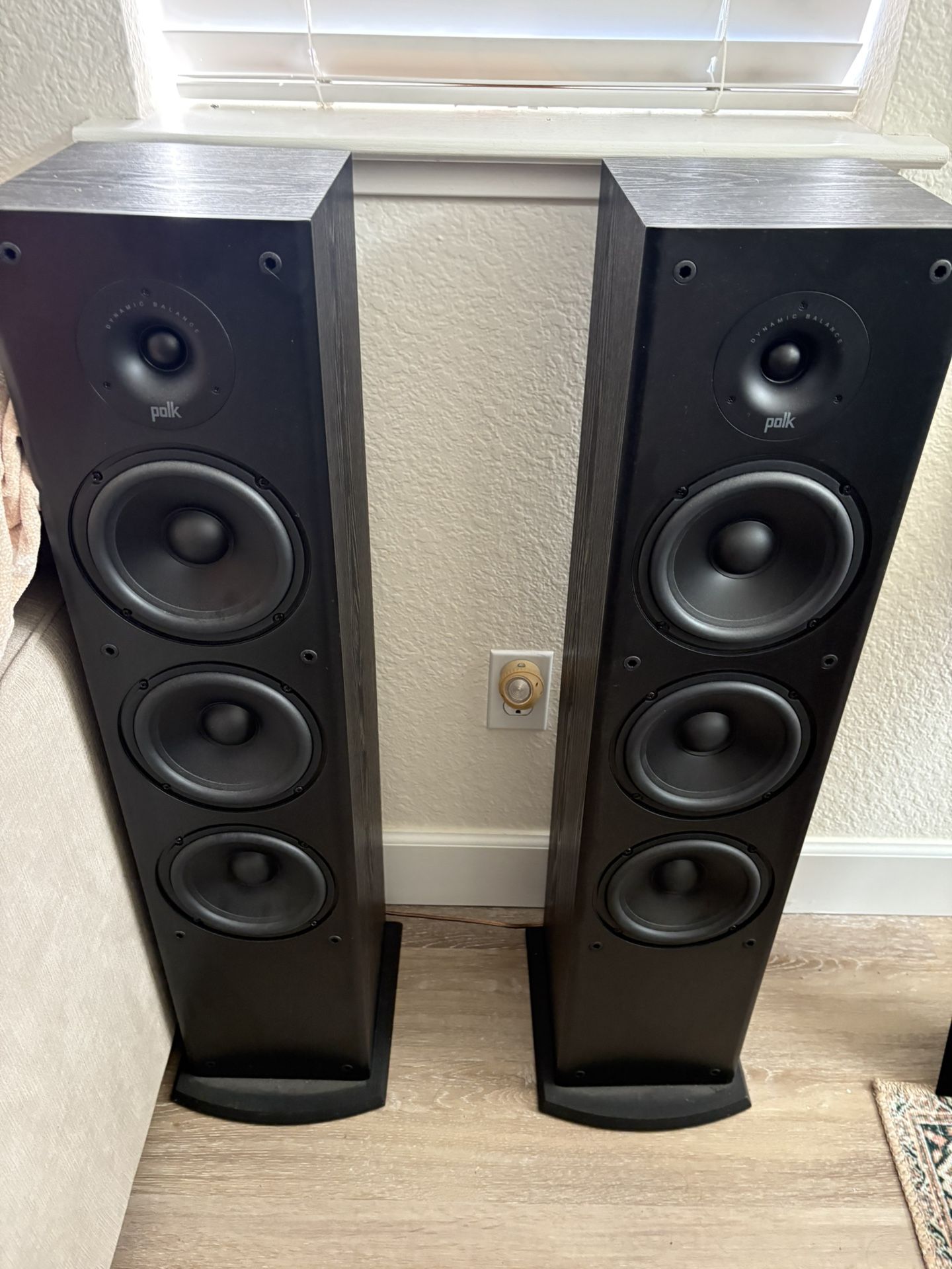 Polk Audio T50 Tower Speakers