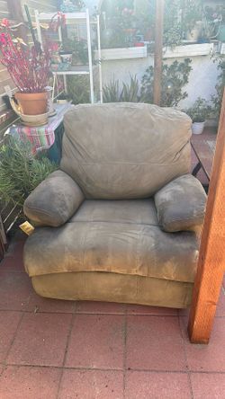 Free recliner