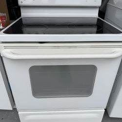G.E. Appliances, Electric Stove, Washing Machine, And Dishwasher