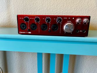 Focusrite Clarett 4 Pre USB