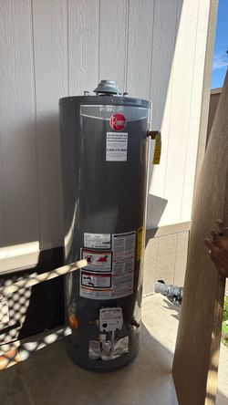 Rheem 40 gal water heater