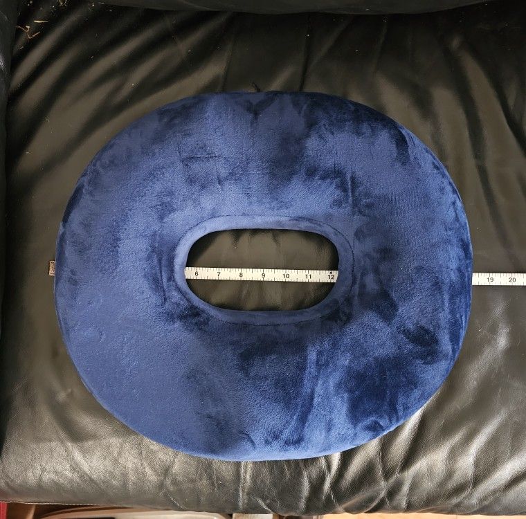 Donut cushion, navy blue, tailbone relief