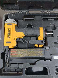 DEWALT Pneumatic Nail Gun with Case