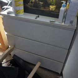 Short White Dresser