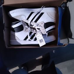 Adidas Shoes Male 10 1/2 PICK UP ONLY