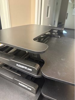 Sit and stand up desk