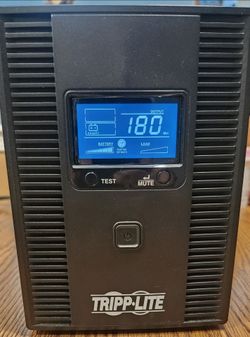 Tripp-lite 900 watt 1500 VA battery backup system