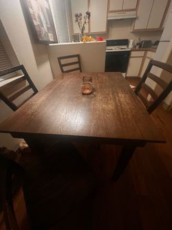 Kitchen table and 4 chairs