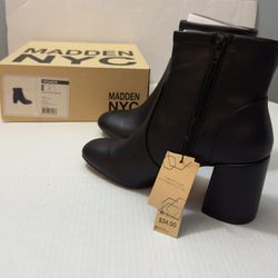 Madden NYC Black Zipper Booties. Size 9. 