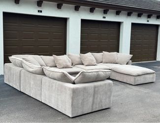 Sofa/Couch Sectional - Cloud Couch - Gray - Delivery Available 🚛