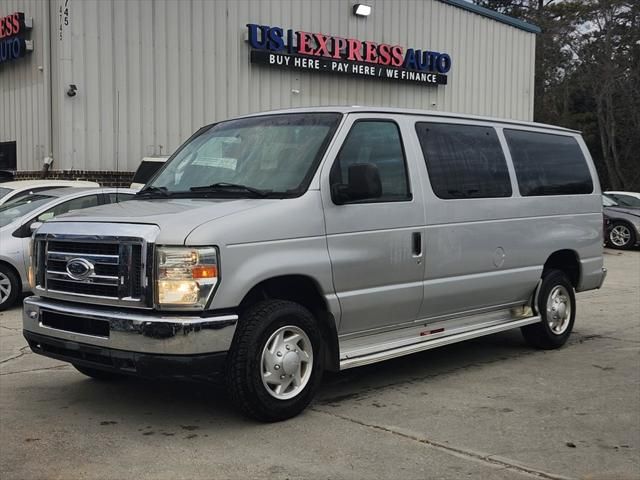 2010 Ford E-350 Super Duty