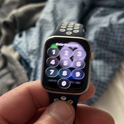 Apple Watch SE 44mm