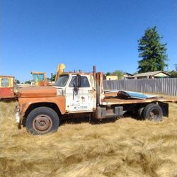 1966 V8 Diesel Chevy Dump Truck 