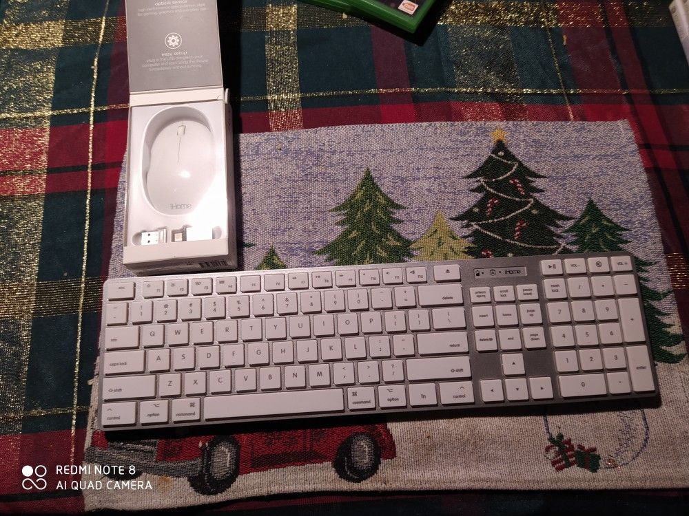 iHome Wireless keyboard and optical mouse