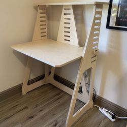 Modular Wooden Desk - Customizable Standing Desk
