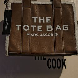 The Tote Bag 
