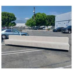 BRAND NEW  17FT RESTAURANT, OFICCE APARNENT   HOUSE SOFA  COUCH 