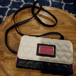 Betsey Johnson Quilted Crossbody Wallet