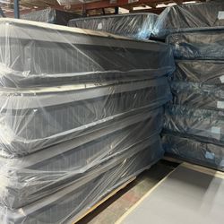 Queen, King, Full, Twin Mattress & Box Spring Sets, New Sealed In Plastic. 