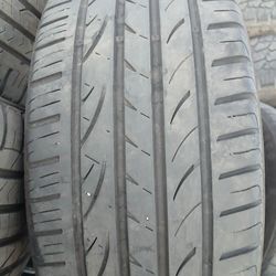 215/45R17 Hankook Tire (1)