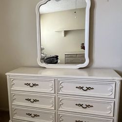 Antique White Queen And Dresser