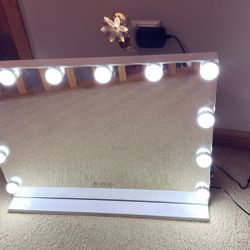 Vanity mirror 