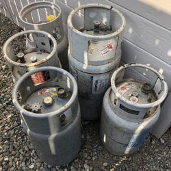 Propane Tanks 