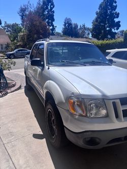 2002 Ford  Explorer sport trac truck