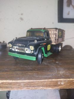 Ertl diecast 1_/24  stake truck