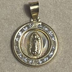 10K gold tri-color Virgin Mary disc pendant