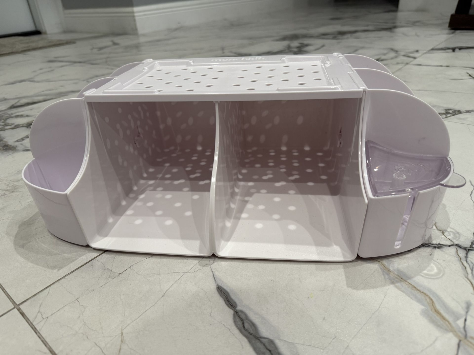 Munchkin Diaper Change Organizer