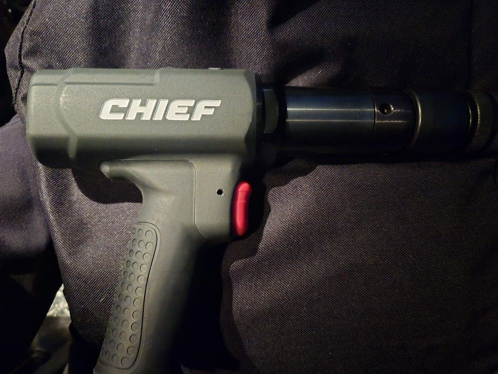 Chief - Professional Long Barrel Air Hammer