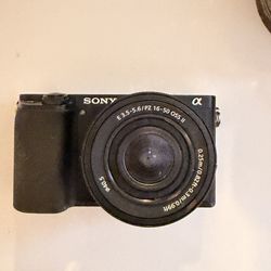 Sony ILCE6100KB Alpha 6100 Mirrorless 4K Video Camera with E PZ 16-50mm Lens - Black