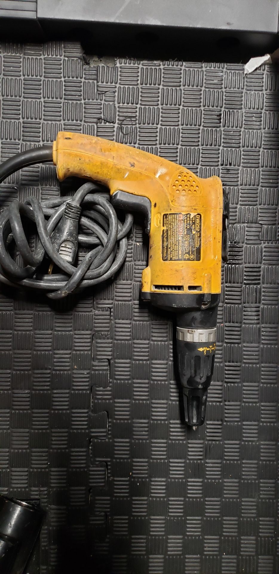Dewalt drywall screw gun