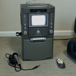 The Singing Machine STVG-500 Karaoke CD/ Cassette w/ Microphone & Av Cable